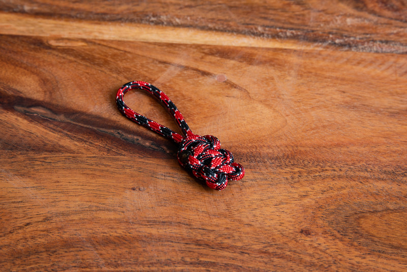 Red Camo Paracord Zipper Pulls