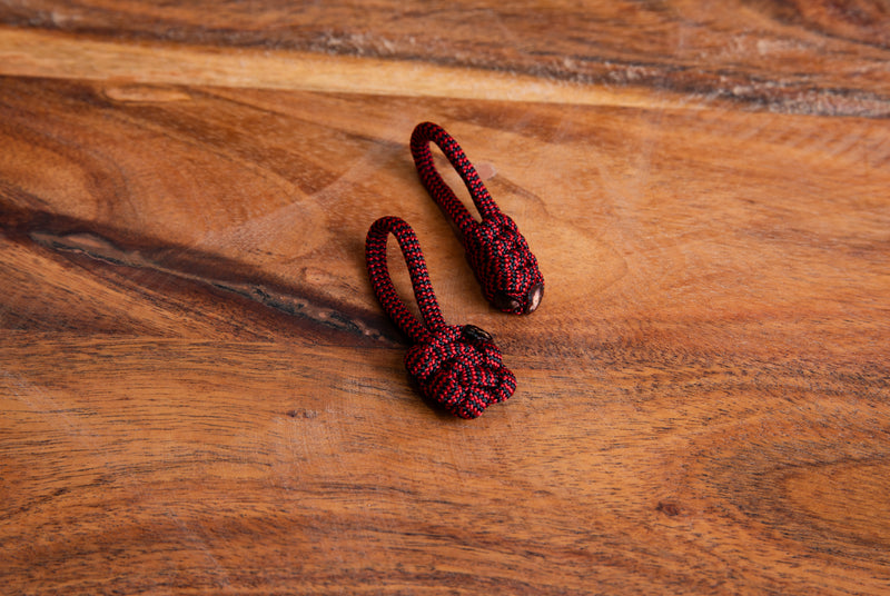 Red Black Striped Paracord Zipper Pulls