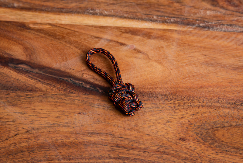 Crackling Fire Paracord Zipper Pulls