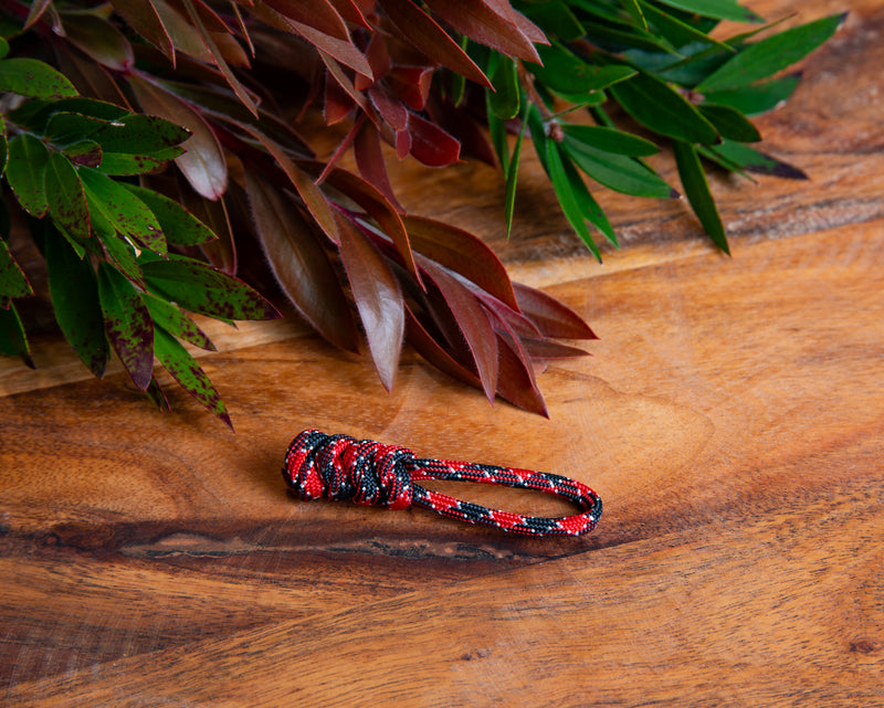Red Camo Paracord Zipper Pulls