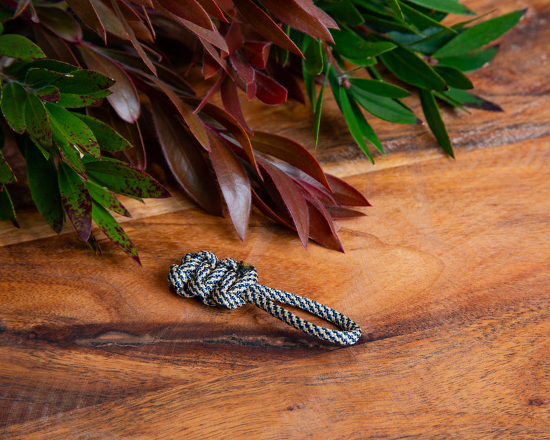 Brown Haze Paracord Zipper Pulls