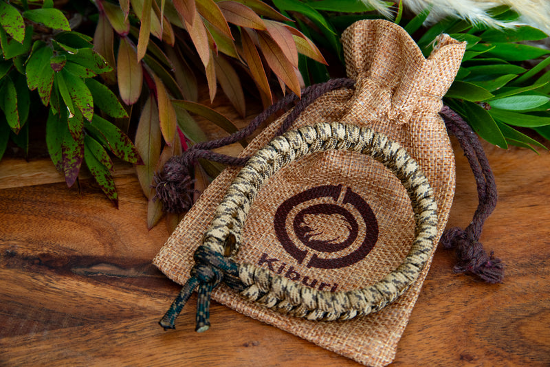 Hienna Over Tiger Stripe Paracord Bracelet