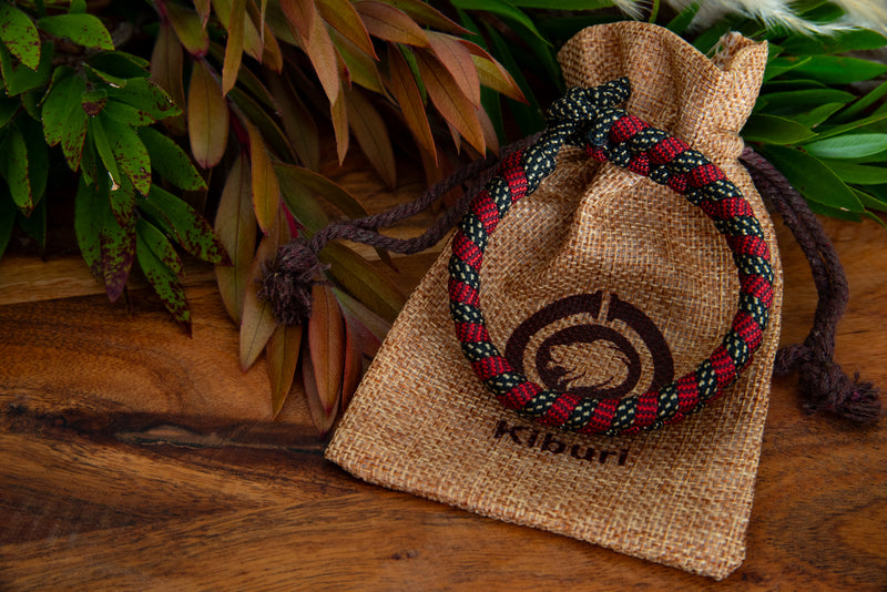 Blackboy On Red Embers Bracelet