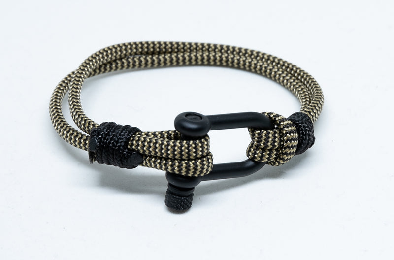 The Wave Bracelet